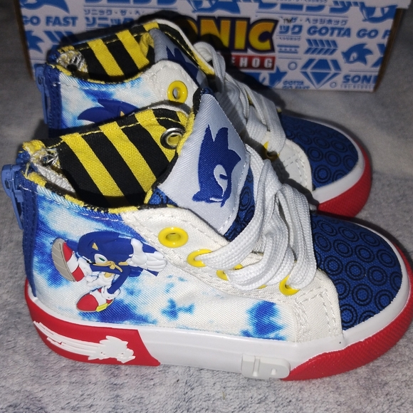 Toddler Sneakers - Picture 2 of 3